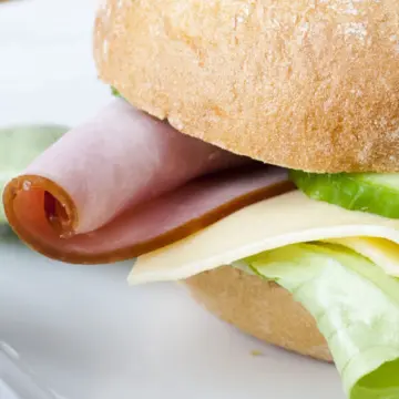 Lunch & Brunch Courant